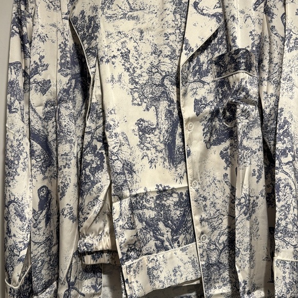 PAJAMA SET - Picture 5 of 7